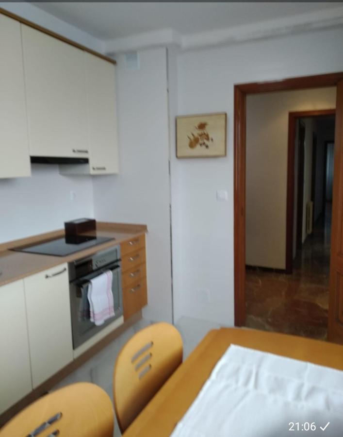 Apartamento Luminoso Con Buena Ubicacion Apartman Pontevedra Kültér fotó